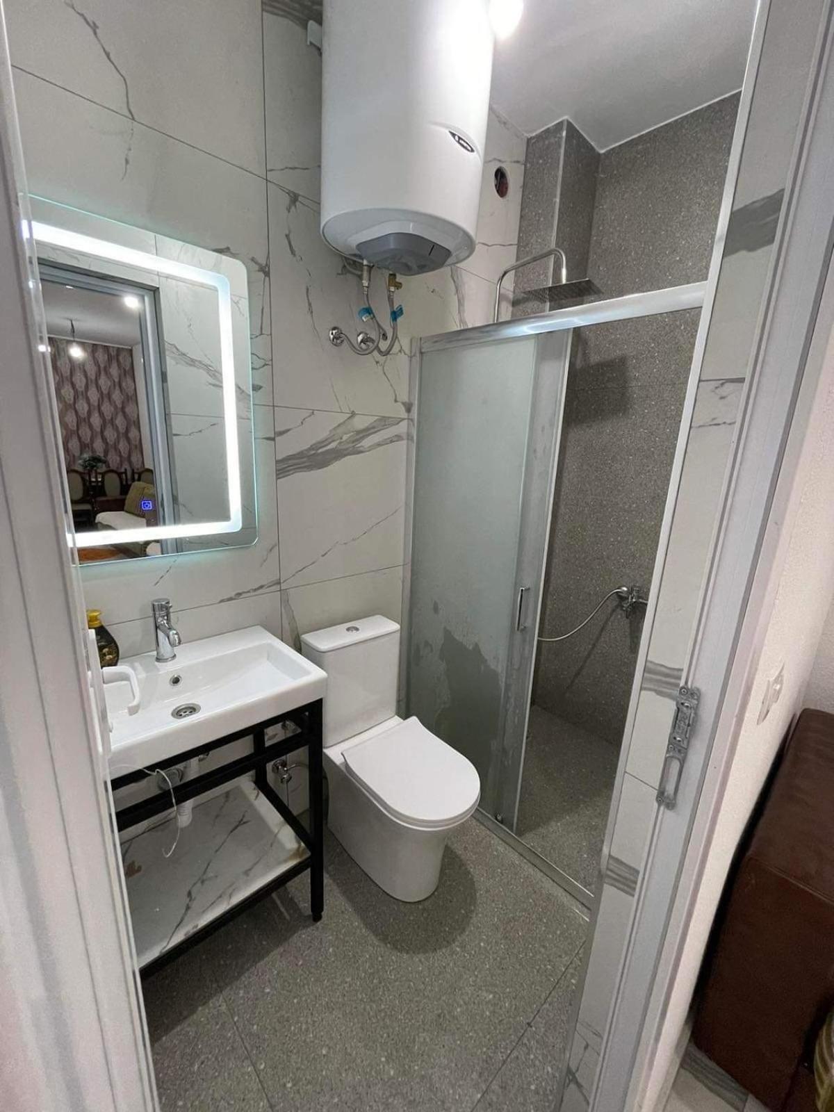 Unik Family Apartments Prizren Luaran gambar